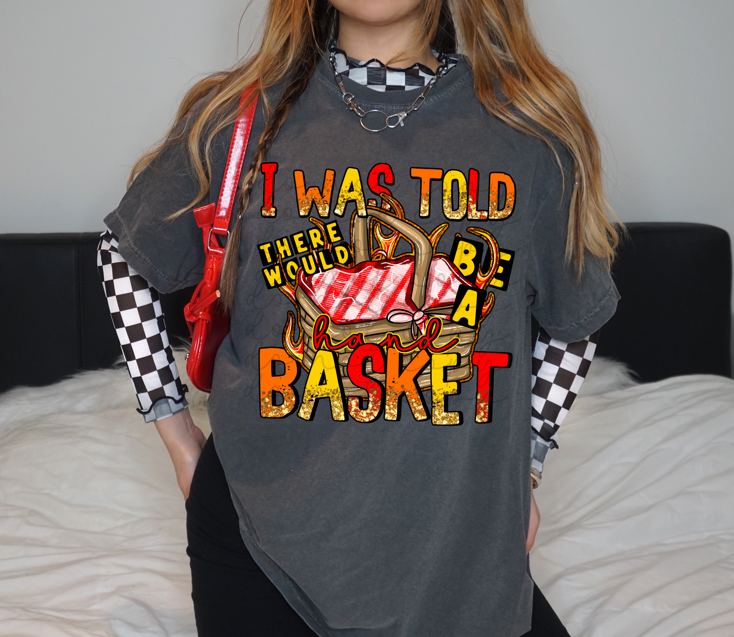 Hand Basket Tee